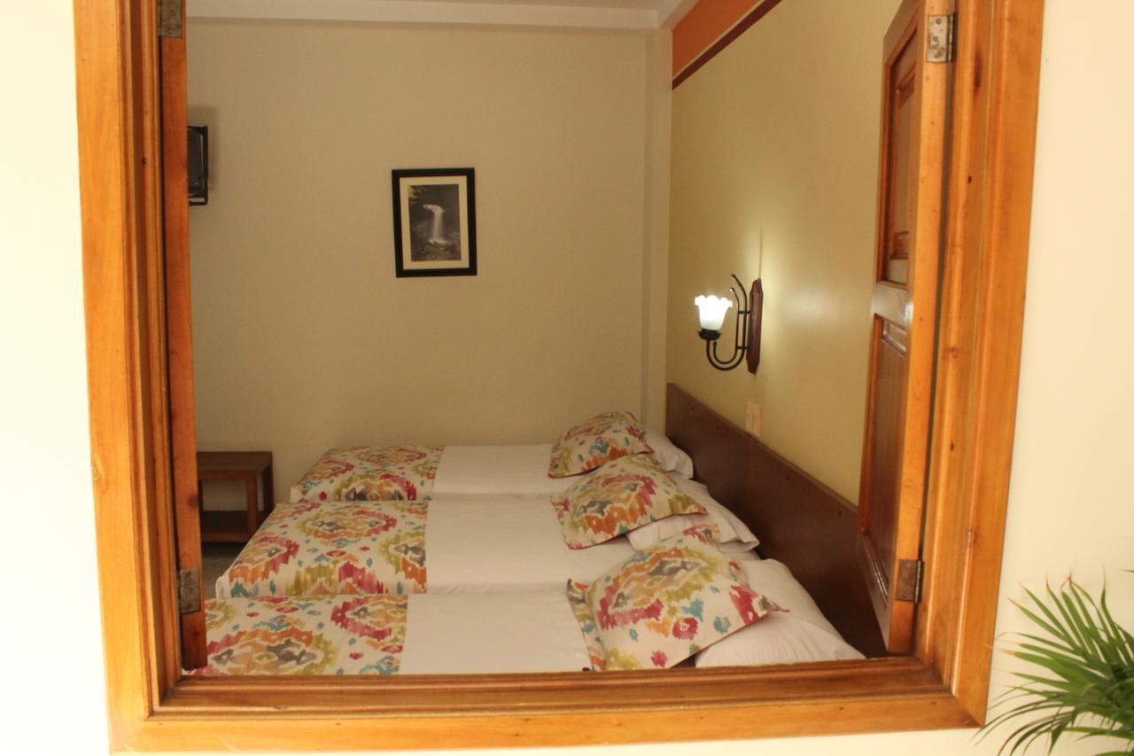 Hotel Valdivia Plaza Хардін Екстер'єр фото