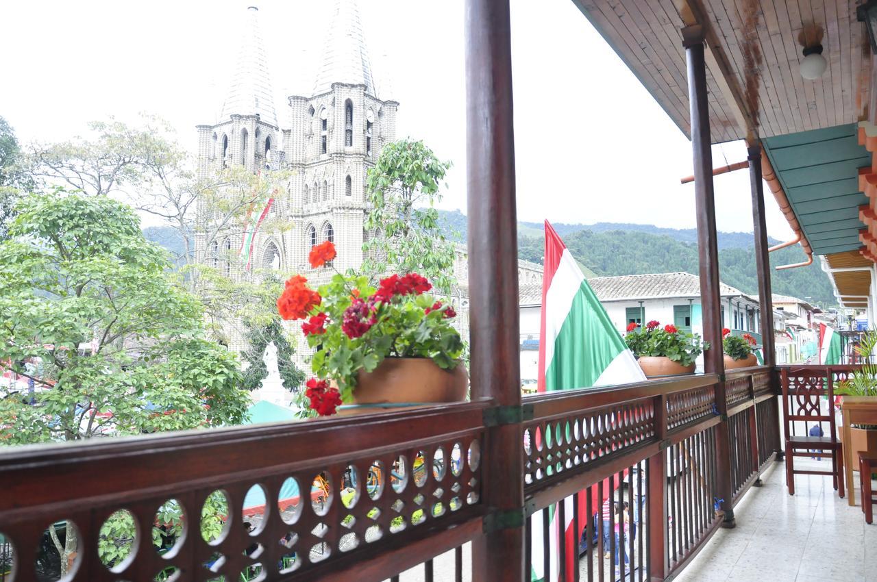 Hotel Valdivia Plaza Хардін Екстер'єр фото